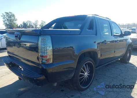 2008 Chevrolet Avalanche 1500 Ltz z USA, uszkodzony, nr VIN 3GNEC12078G242718